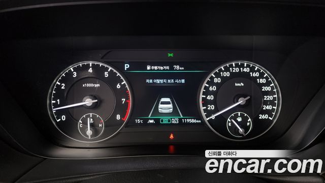 Genesis G90 2019 — photo 8