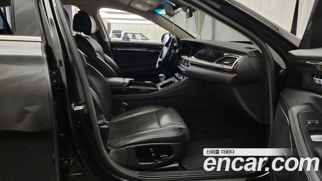 Genesis G90 2019 — photo 11