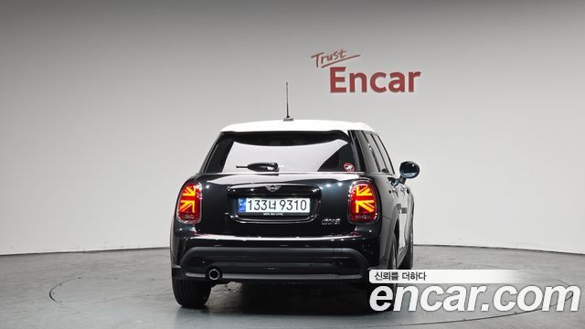 Mini Cooper 2023 — photo 4