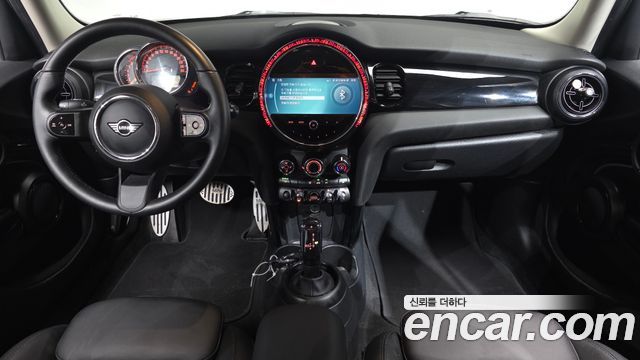 Mini Cooper 2023 — photo 7