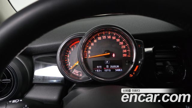 Mini Cooper 2023 — photo 8