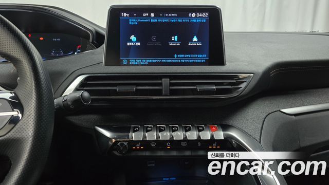 Peugeot 5008 2021 — photo 14