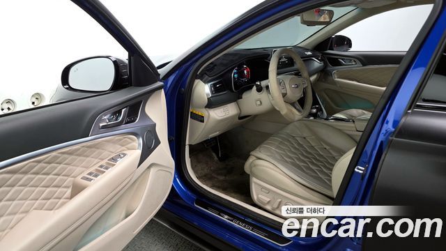 Genesis G70 2019 — photo 10
