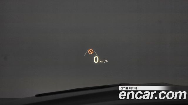 Genesis G70 2019 — photo 18
