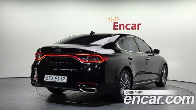 Hyundai Grandeur 2018 — photo 2