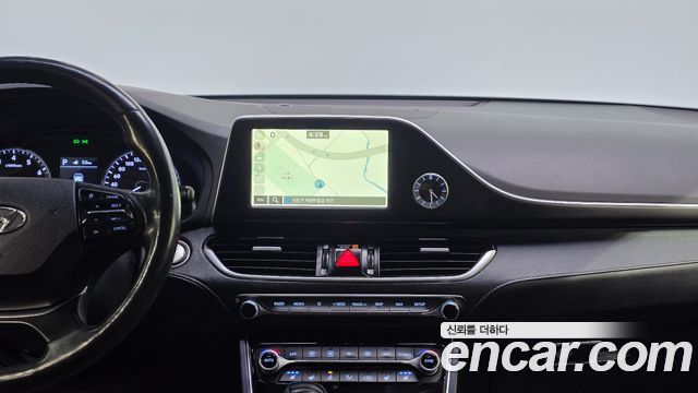 Hyundai Grandeur 2018 — photo 16