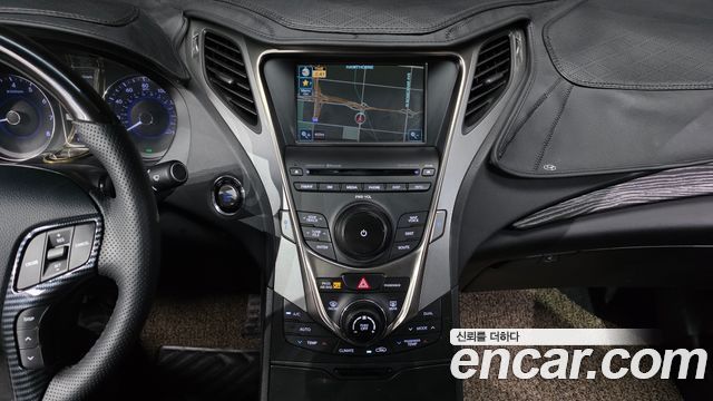 Hyundai Grandeur 2013 — photo 14