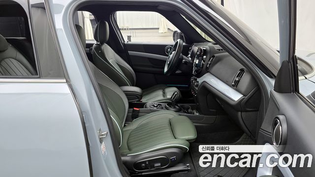 Mini Countryman 2023 — photo 11