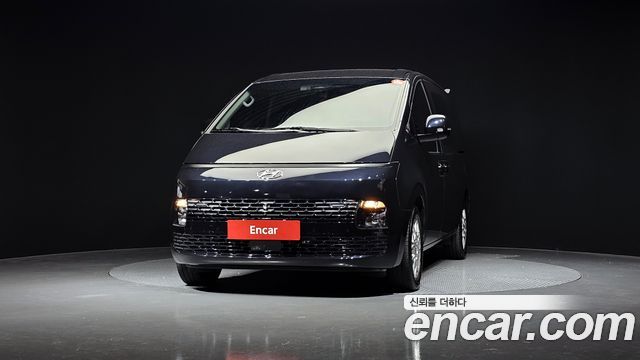 Hyundai Staria 2024 — photo 3