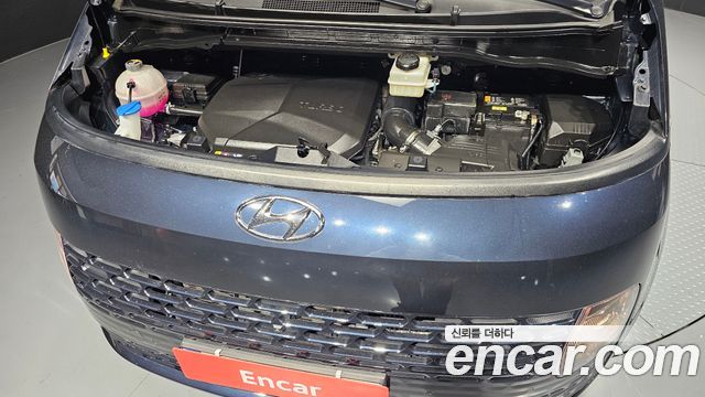 Hyundai Staria 2024 — photo 6