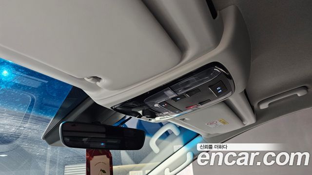Hyundai Staria 2024 — photo 18