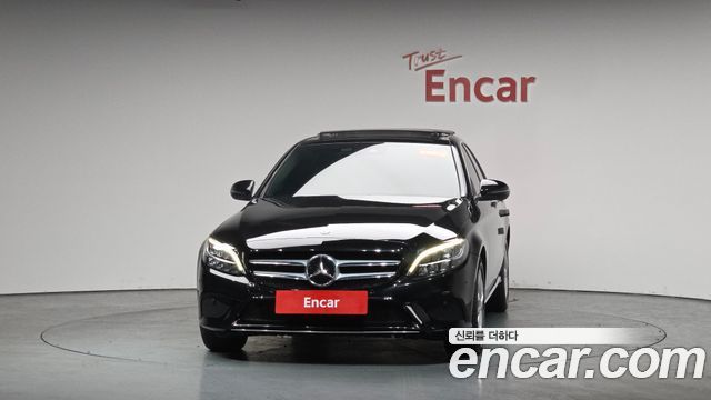 Mercedes-Benz C-Class 2020 — photo 3
