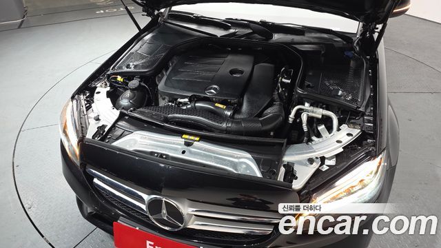Mercedes-Benz C-Class 2020 — photo 6