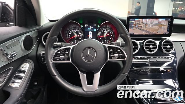 Mercedes-Benz C-Class 2020 — photo 13
