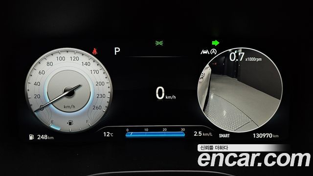 Hyundai Santafe 2021 — photo 8