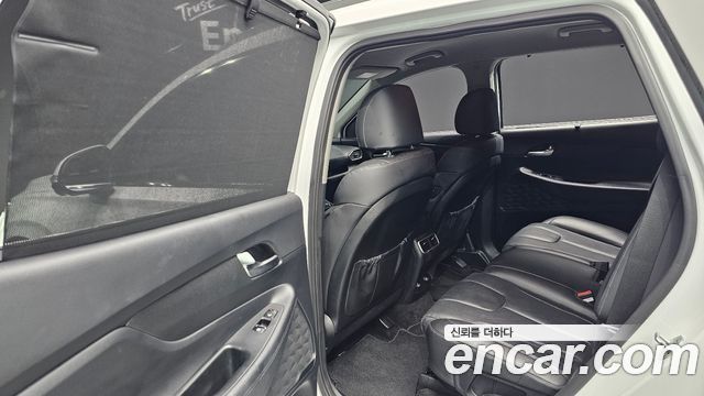 Hyundai Santafe 2021 — photo 17