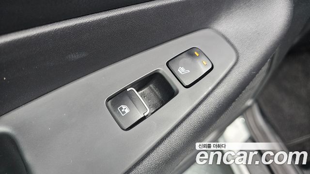 Hyundai Santafe 2021 — photo 18