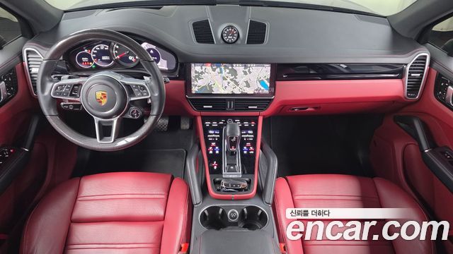 Porsche Cayenne 2021 — photo 7