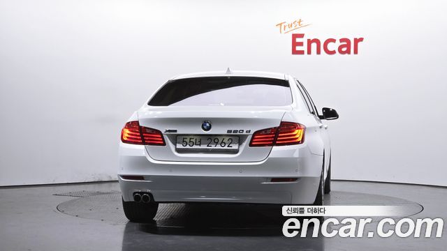 BMW 5-Series 2014 — photo 4