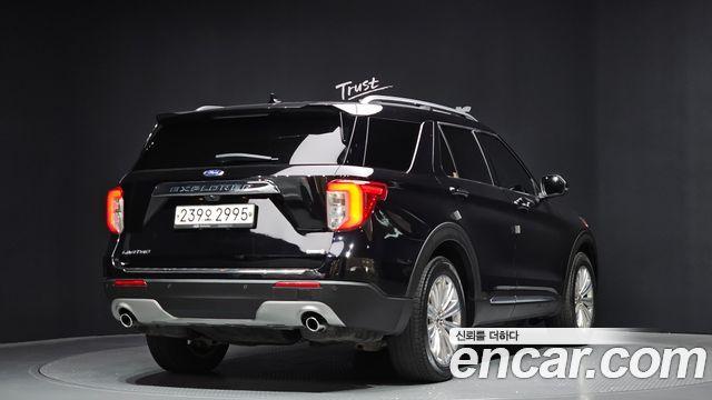 Ford Explorer 2020 — photo 2
