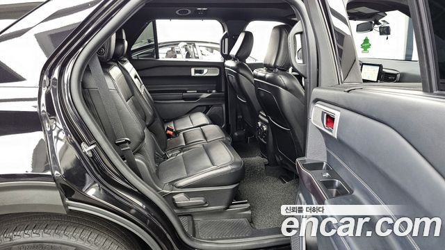 Ford Explorer 2020 — photo 12