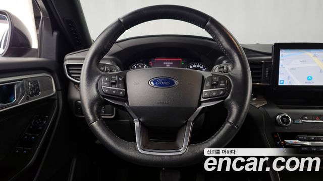 Ford Explorer 2020 — photo 13