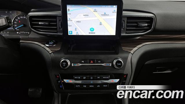 Ford Explorer 2020 — photo 14