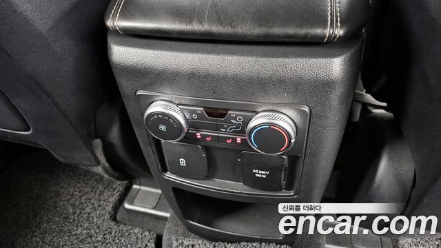 Ford Explorer 2020 — photo 19
