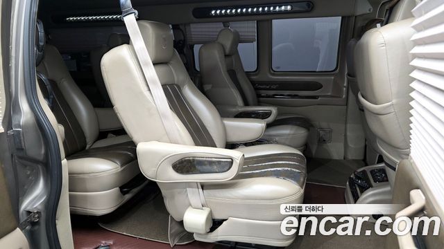Chevrolet Express Van 2014 — photo 12