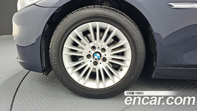 BMW 5-Series 2014 — photo 5