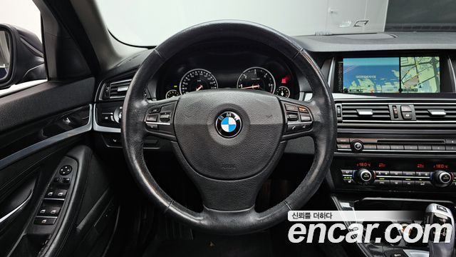 BMW 5-Series 2014 — photo 13