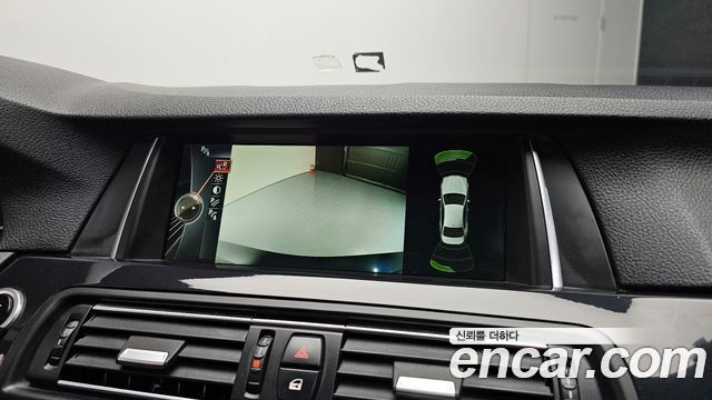 BMW 5-Series 2014 — photo 16