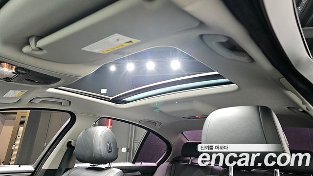 BMW 5-Series 2014 — photo 19