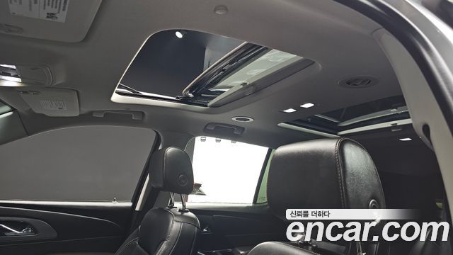 Chevrolet Korea Traverse 2021 — photo 18