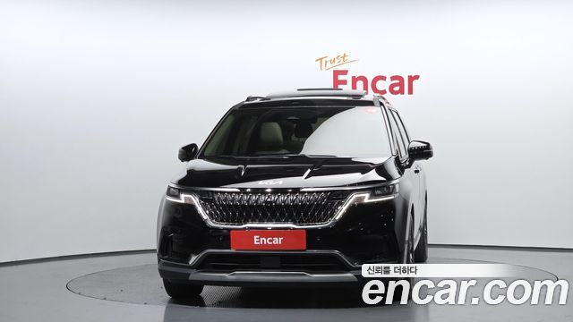 Kia Canival 2022 — photo 3