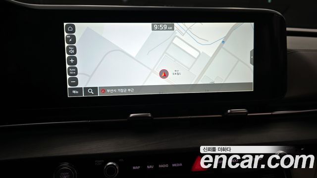 Kia Canival 2022 — photo 16