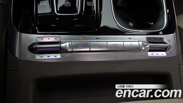 Kia Canival 2022 — photo 17