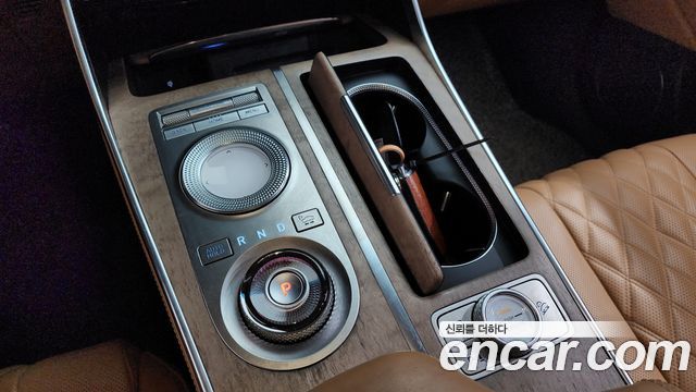Genesis GV80 2020 — photo 9