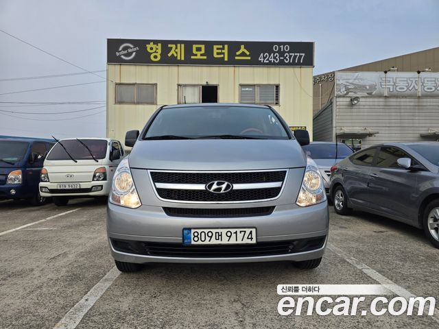 Hyundai Starex 2016 — photo 3