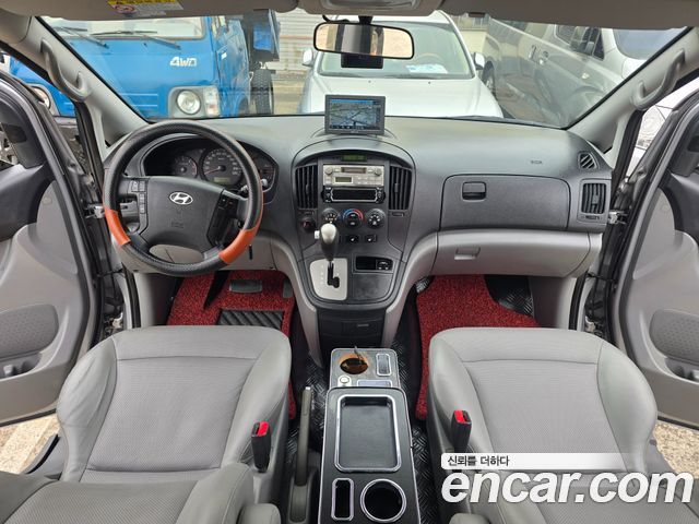 Hyundai Starex 2016 — photo 13