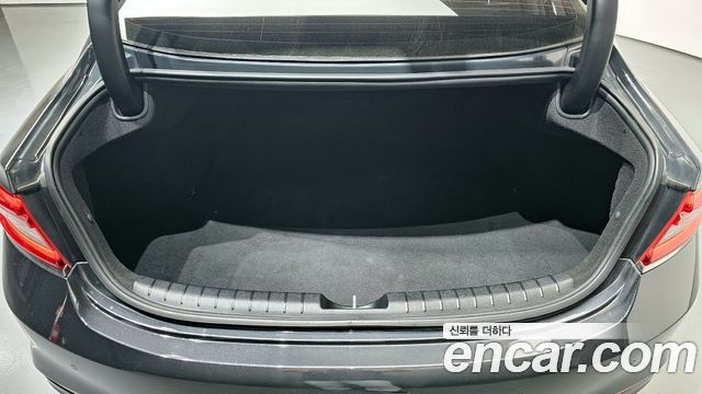 Hyundai Grandeur 2018 — photo 20
