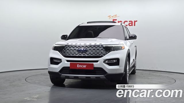 Ford Explorer 2021 — photo 3