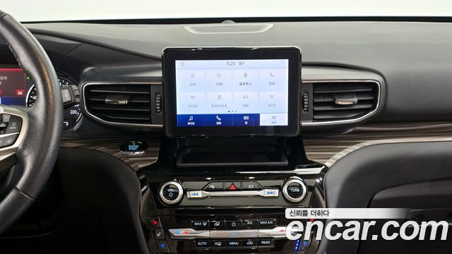 Ford Explorer 2021 — photo 14