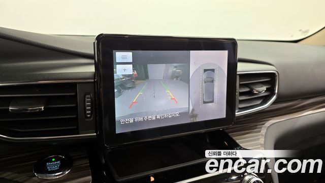 Ford Explorer 2021 — photo 15