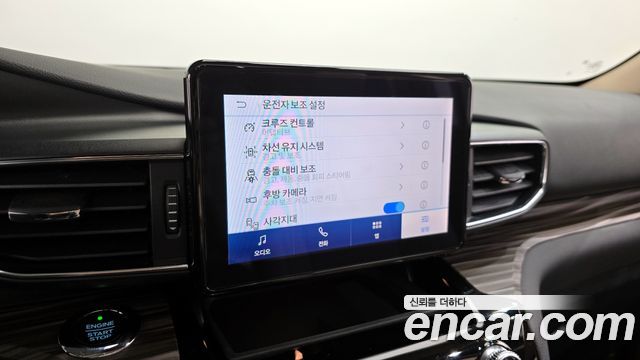 Ford Explorer 2021 — photo 16