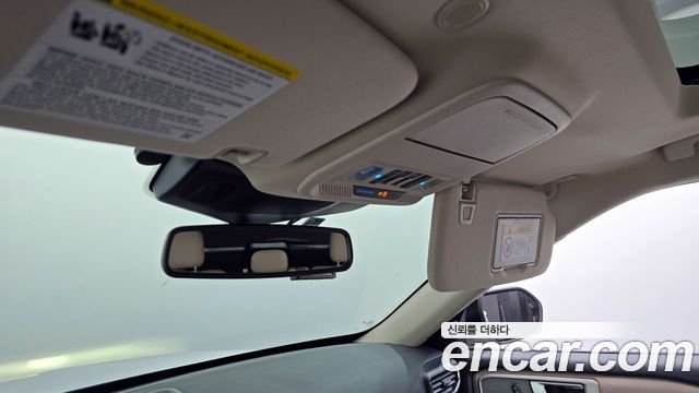 Ford Explorer 2021 — photo 17