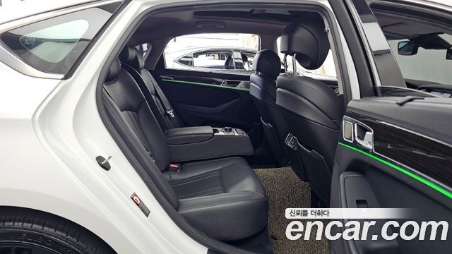 Genesis G80 2020 — photo 12