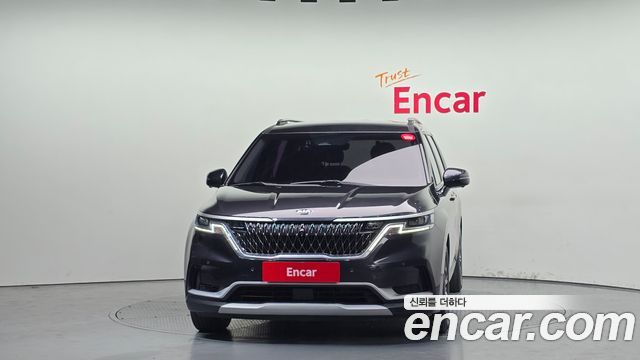 Kia Canival 2021 — photo 3