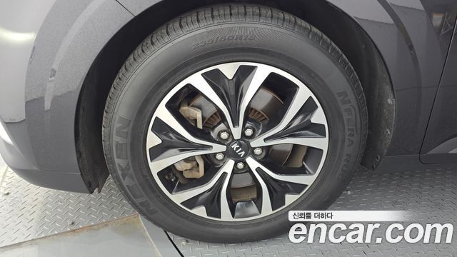 Kia Canival 2021 — photo 5