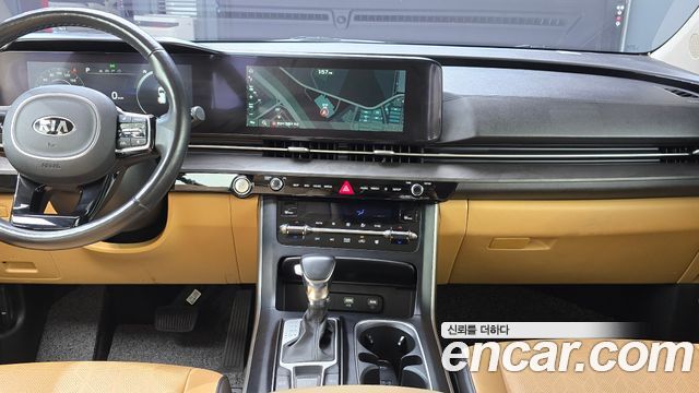 Kia Canival 2021 — photo 20